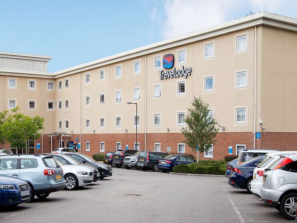 Travelodge كيلتنهام المظهر الخارجي الصورة